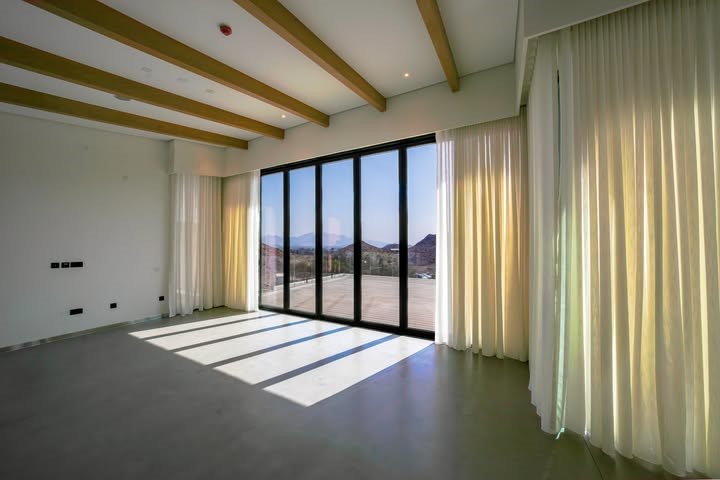 acoustic windows Dubai