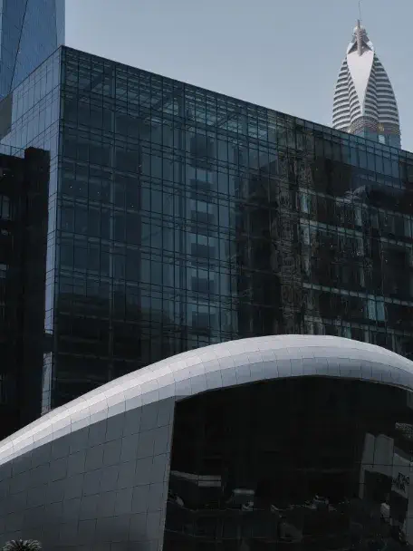 Slim Façades in Dubai